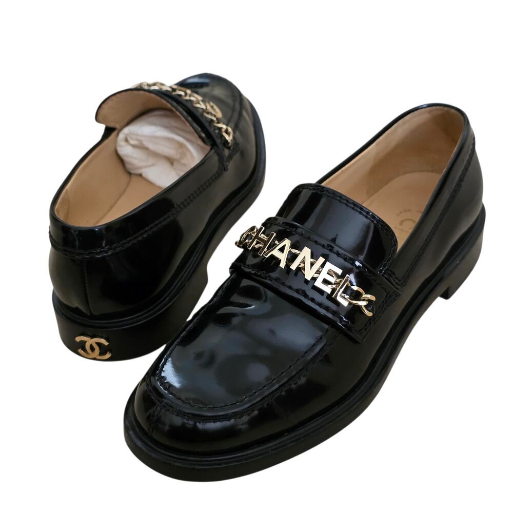 Chanel CC Chain Logo Patent Leather Loafers Black 22C IT 36 US 5-5.5 Flats